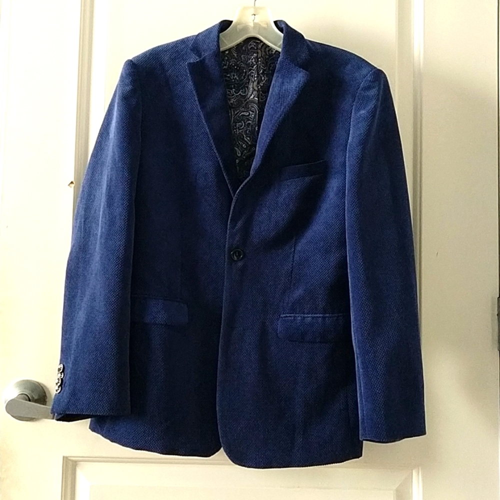 Blue velvet textured blazer, 2 back vents , size 18 for boys